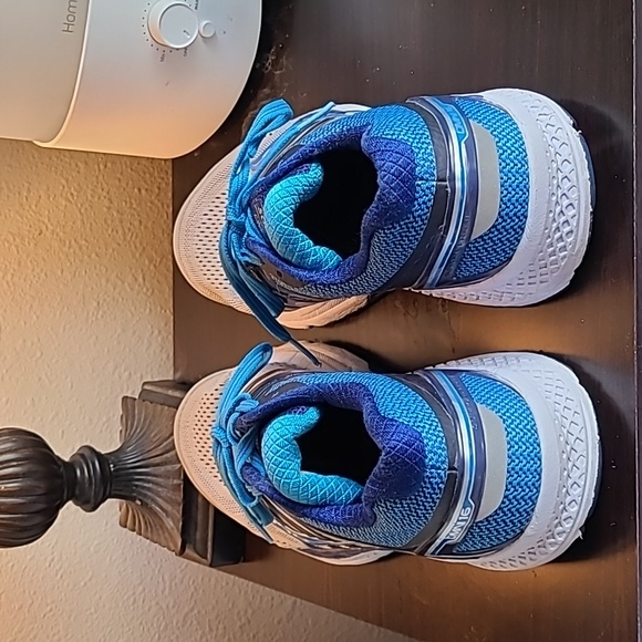 Saucony EverRun gently used breathable running tennies/sneakers/athletic. B-1 - Picture 11 of 11